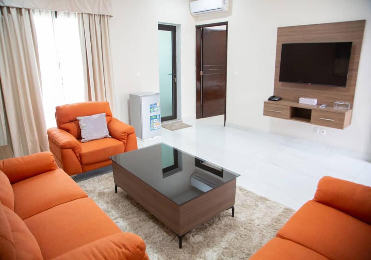 Onyx Hotel Yamoussoukro Ngoại thất bức ảnh